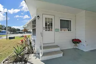 4928 Foxdale Dr, Lakeland, FL 33810 - Photo 4