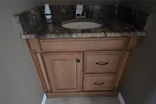 1702 S Miller Rd, Valrico, FL 33594 - Photo 36