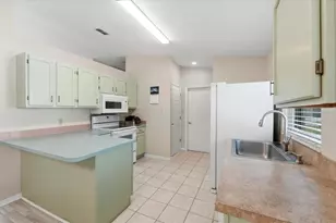 6119 Sandpipers Dr, Lakeland, FL 33809 - Photo 12