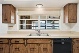 3649 Dogwood Pl, Lakeland, FL 33813 - Photo 16