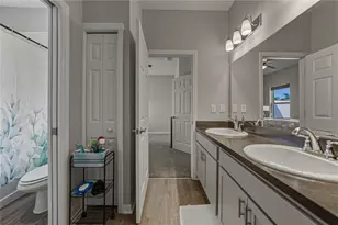 929 Montgomery Ln, Polk City, FL 33868 - Photo 10