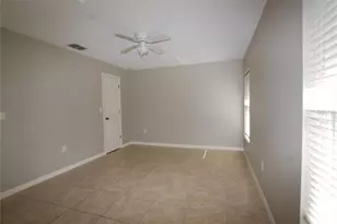 312 E Hibiscus Dr, Lakeland, FL 33803 - Photo 16