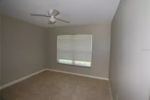 312 E Hibiscus Dr, Lakeland, FL 33803 - Photo 12