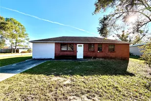 204 Palm Dr, Haines City, FL 33844 - Photo 1