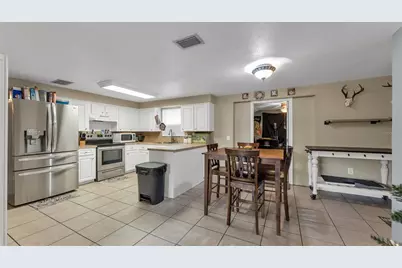 2515 Crystal Lake Acres Drive, Lakeland, FL 33801 - Photo 8