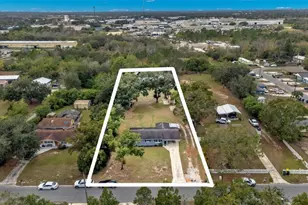 2515 Crystal Lake Acres Dr, Lakeland, FL 33801 - Photo 58