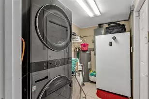 2515 Crystal Lake Acres Dr, Lakeland, FL 33801 - Photo 32