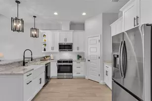 1163 Windjammer Dr, Lakeland, FL 33803 - Photo 10