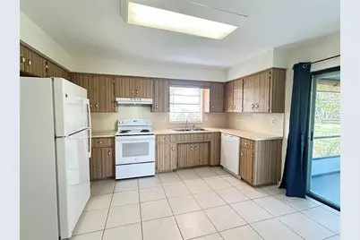 522 Pebble Springs Court, Winter Haven, FL 33884 - Photo 6