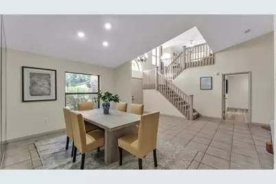 6828 Forestwood Drive W, Lakeland, FL 33811 - Photo 6