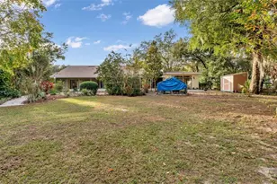 6828 Forestwood Dr W, Lakeland, FL 33811 - Photo 46