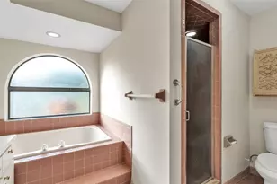 6828 Forestwood Dr W, Lakeland, FL 33811 - Photo 22