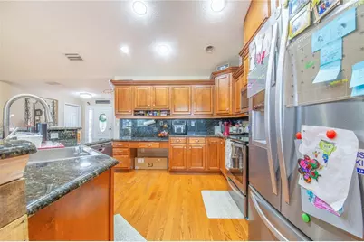 4510 Holloway Creek Drive, Plant City, FL 33567 - Photo 12