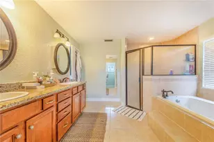 4510 Holloway Creek Dr, Plant City, FL 33567 - Photo 18