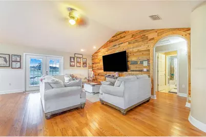 4510 Holloway Creek Drive, Plant City, FL 33567 - Photo 8