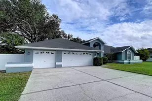 18812 Bascomb Ln, Hudson, FL 34667 - Photo 4