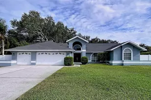 18812 Bascomb Ln, Hudson, FL 34667 - Photo 2