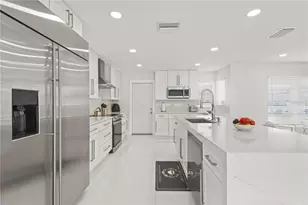 3364 Espanola Dr, Sarasota, FL 34239 - Photo 26