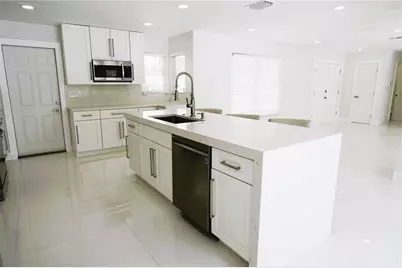 3364 Espanola Drive, Sarasota, FL 34239 - Photo 8