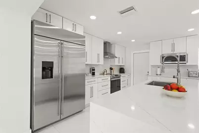 3364 Espanola Drive, Sarasota, FL 34239 - Photo 24