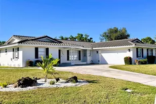 3364 Espanola Dr, Sarasota, FL 34239 - Photo 1