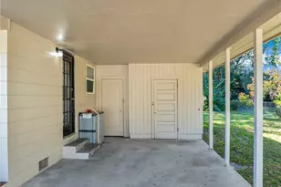 120 Petteway Dr, Lakeland, FL 33805 - Photo 10