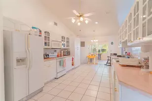 201 Dells Dr, Sebring, FL 33876 - Photo 6