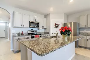 2796 Grandbury Grove Rd, Lakeland, FL 33811 - Photo 12