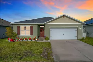 2796 Grandbury Grove Rd, Lakeland, FL 33811 - Photo 1