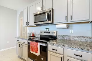 2796 Grandbury Grove Rd, Lakeland, FL 33811 - Photo 14