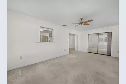 1933 Prairie Dunes Circle N, Lakeland, FL 33810 - Photo 10