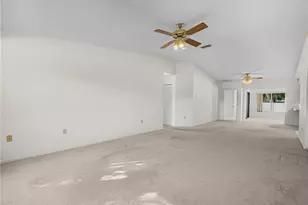 1933 Prairie Dunes Cir N, Lakeland, FL 33810 - Photo 2