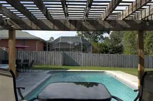 240 Santa Rosa Dr, Winter Haven, FL 33884 - Photo 10