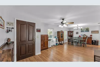 2207 Gatewood Street, Plant City, FL 33563 - Photo 6