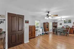 2207 Gatewood St, Plant City, FL 33563 - Photo 6