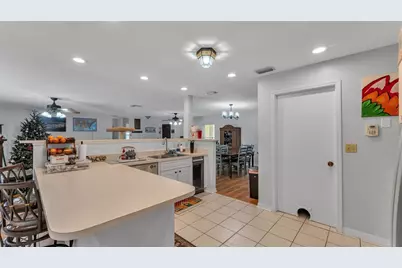 2207 Gatewood Street, Plant City, FL 33563 - Photo 12