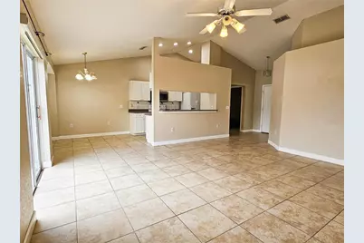 5260 English Drive, Lakeland, FL 33812 - Photo 4