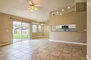 5260 English Dr, Lakeland, FL 33812 - Photo 2