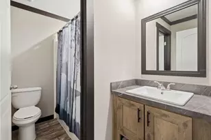 36848 8th Ave, Zephyrhills, FL 33541 - Photo 24