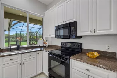 828 Whitestone Court, Lakeland, FL 33803 - Photo 12