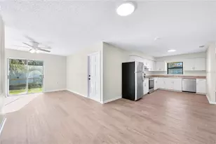 8143 Shadywood Ct, Lakeland, FL 33810 - Photo 12