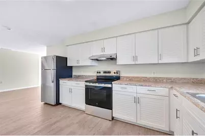 8143 Shadywood Court, Lakeland, FL 33810 - Photo 10