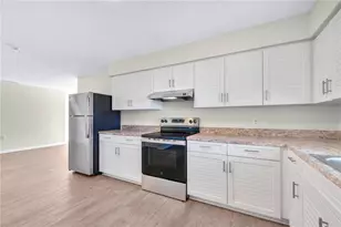 8143 Shadywood Ct, Lakeland, FL 33810 - Photo 10