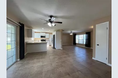 197 Hidden Lake Drive, Brandon, FL 33511 - Photo 4