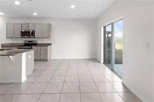 2651 Grandbury Grove Rd, Lakeland, FL 33811 - Photo 6