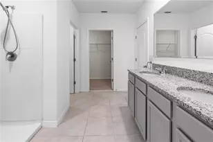 2651 Grandbury Grove Rd, Lakeland, FL 33811 - Photo 22