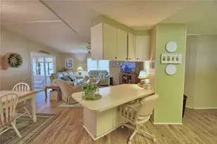 4911 Colonnades Club Blvd, Lakeland, FL 33811 - Photo 20