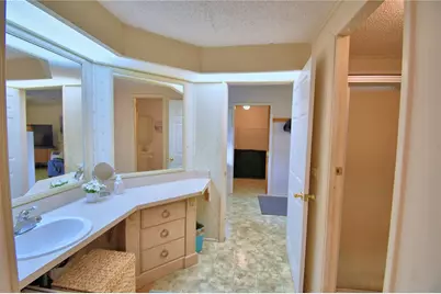 4911 Colonnades Club Boulevard, Lakeland, FL 33811 - Photo 30