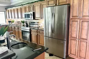 1102 Sugartree Dr S, Lakeland, FL 33813 - Photo 2