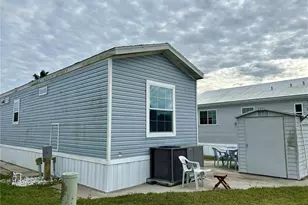 4625 W Palm Dr, Bowling Green, FL 33834 - Photo 4